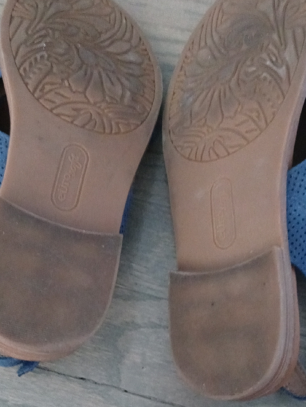 7.5 Euro Soft Sandals - Picture 7 of 12